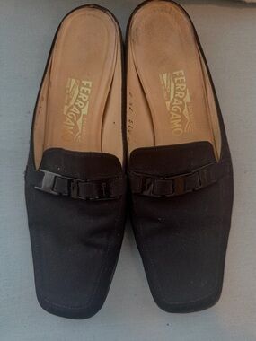 Salvatore Ferragamo Black Women's Slip-On Mules with Signature Bit 7.5
